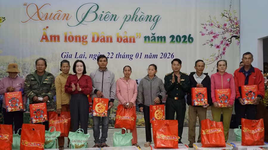 bdbp-tinh-to-chuong-chuong-trinh-xuan-bien-phong-am-long-dan-ban.jpg