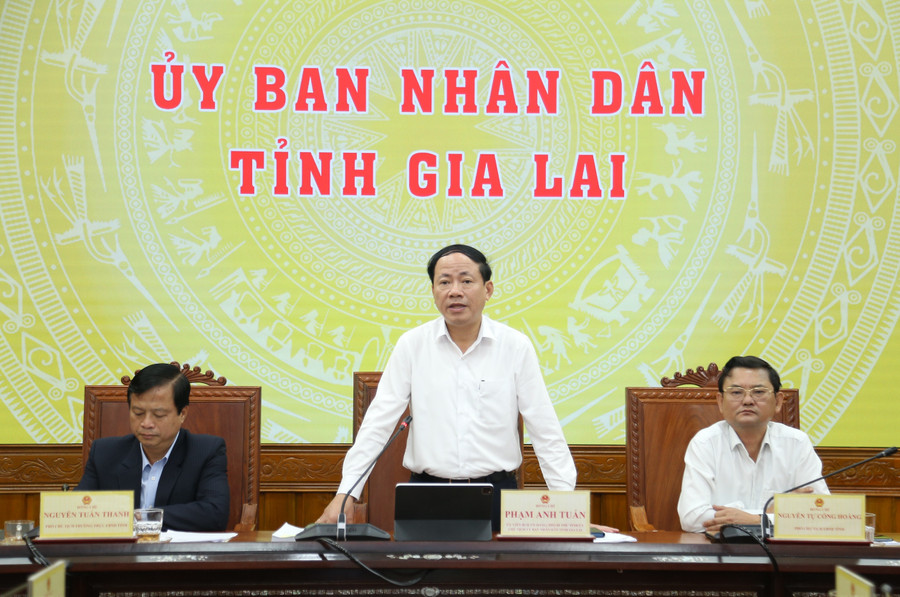 chu-tixch-ubnd-tinh-chu-tri-hoi-nghi-danh-gia-tinh-hinh-phat-trien-kinh-te-xa-hoi-thang-1-nam-2026.jpg