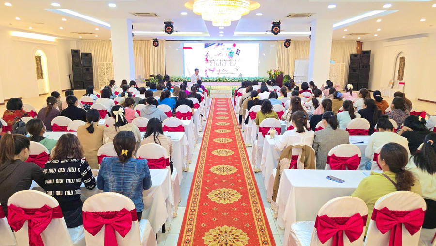 Quang cảnh lớp tập huấn nâng cao năng lực cho nữ tiểu thương, doanh nghiệp nhỏ và siêu nhỏ, hội viên khởi nghiệp năm 2025 . Ảnh: Hồng Thương quang-canh-lop-tap-huan-nang-cao-nang-luc-cho-nu-tieu-thuong-doanh-nghiep-nho-va-sieu-nho-hoi-vien-khoi-nghiep-nam-2025-anh-hong-thuong.jpg