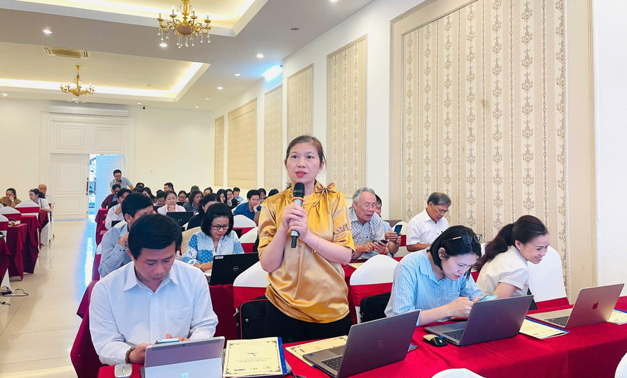 Các học viên trao đổi tại buổi tập huấn. Ảnh: Hồng Thương cac-hoc-vien-trao-doi-tai-buoi-tap-huan-anh-hong-thuong.jpg