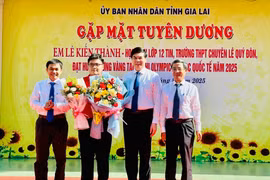 UBND tỉnh Gia Lai gặp mặt tuyên dương, thưởng 100 triệu đồng cho em Lê Kiến Thành