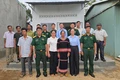 Bàn giao nhà tình nghĩa do Chủ tịch UBND tỉnh Rah Lan Chung hỗ trợ xây dựng tại làng Ia Lang