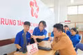 Từ ngày 1-7, đi làm thủ tục có còn phải mang sổ hộ khẩu, giấy tờ cư trú?