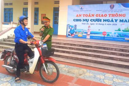 Gia Lai: Tuyên truyền kỹ năng lái xe an toàn cho học sinh.