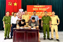 Nhiều hoạt động thiết thực hỗ trợ người dân trong ngày cuối tuần