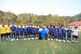 U14 LPBank Hoàng Anh Gia Lai đón tiếp đội bóng Nhật Bản ở trận khai mạc Festival Bóng đá trẻ.