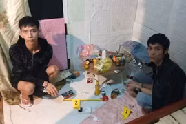 Bắt giữ 4 đối tượng mua bán trái phép chất ma túy ở Chư Sê