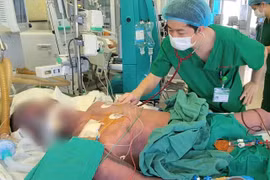 Người đàn ông nguy kịch sau 1 tuần ăn món khoái khẩu