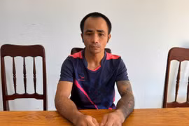 Bắt 2 đối tượng mua bán trái phép chất ma túy