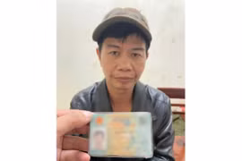 Bắt đối tượng trong nhóm làm giả hồ sơ để hợp thức hóa gỗ lậu