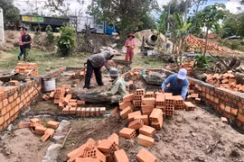 Xã Hà Tây đã khởi công được 50/69 nhà trong Chương trình xóa nhà tạm, nhà dột nát. Ảnh: Lê Nam