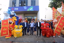 Khai trương trụ sở mới Phòng giao dịch MB Pleiku