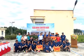 Liên quân các thôn, làng vô địch Giải Bóng chuyền nam xã Ayun