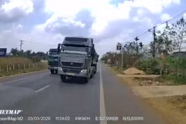 Lấn làn vượt ẩu trên quốc lộ 14, tài xế xe đầu kéo bị xử phạt