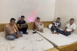 Triệt phá nhóm đối tượng thuê nhà nghỉ để “bay lắc”