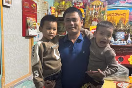 Cán bộ Công an phường An Phú nhảy xuống hồ cứu 2 bé trai bị đuối nước