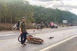 Chư Sê: Người đàn ông đi xe máy bị thương nặng sau va chạm với ô tô