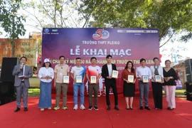 Khai mạc Giải chạy kỷ niệm 50 năm thành lập Trường THPT Pleiku