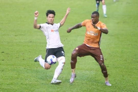 Minh Vương tỏa sáng mang về 1 điểm cho Hoàng Anh Gia Lai