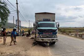 Va chạm với xe tải, 1 người đi xe máy tử vong