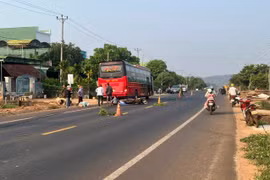 Va chạm với xe khách, 1 phụ nữ tử vong
