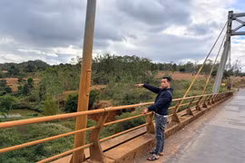 Gia Lai: Truy tìm hung khí giết người trong quán nhậu trên đường Hùng Vương