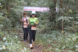 Thử thách bản thân ở Giải leo núi “Chinh phục đỉnh đá Trắng”