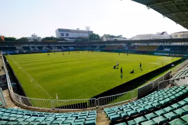 Sân vận động Pleiku tu sửa khán đài chuẩn bị Festival Bóng đá trẻ quốc tế