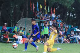 U15 LPBank Hoàng Anh Gia Lai thắng tưng bừng ngày mở màn vòng loại U15 Quốc gia