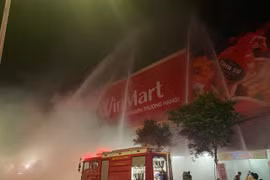 Thực tập phương án chữa cháy và cứu nạn cứu hộ tại Siêu thị WinMart Pleiku