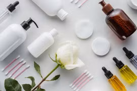 Tăng cường kiểm tra kinh doanh mỹ phẩm trên TikTok, Zalo