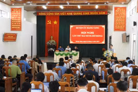 Mang Yang tập trung lãnh đạo nhiệm vụ kinh tế xã hội trọng tâm 