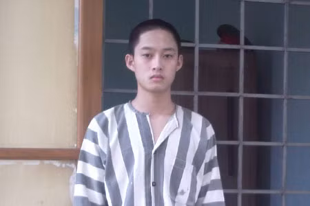 Phan Hoàng Trung Tín tại trạm giam. Ảnh: L.A