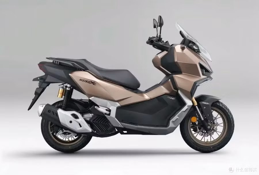 glo-honda-ns150xc-5.jpg
