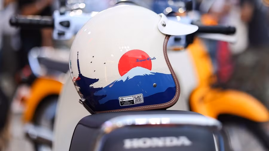 glo-honda-super-cub-fujisan-7.jpg