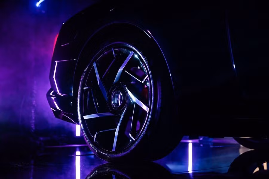 5-rolls-royce-motor-cars.jpg