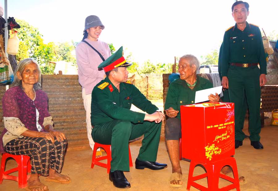 glo-tham-tet-bch-2.jpg