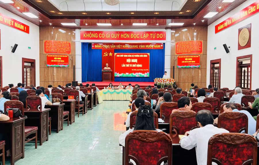 glo-dien-hong-1.jpg