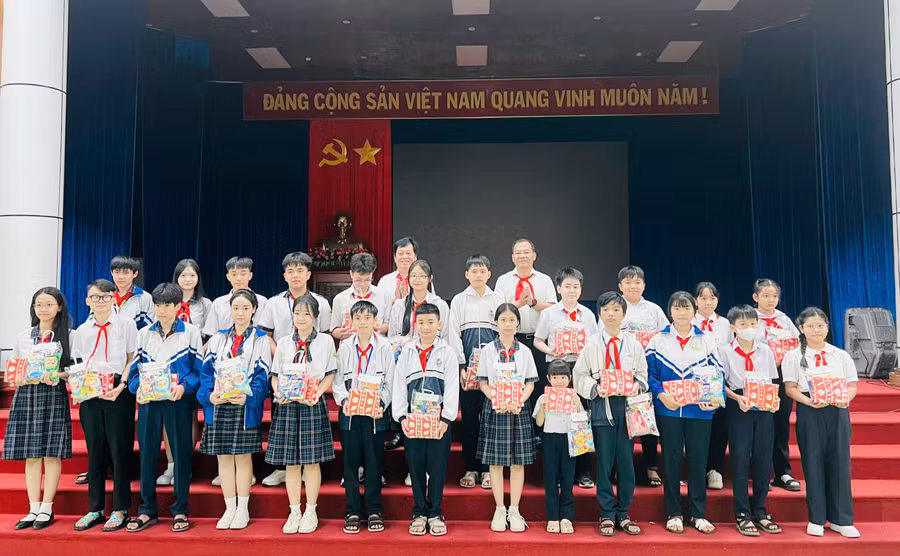 glo-doi-thoai-voi-tre-em-4532.jpg