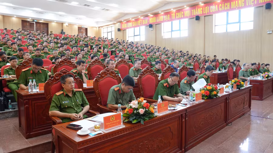 glo-thu-truong-nguyen-van-long-3.jpg