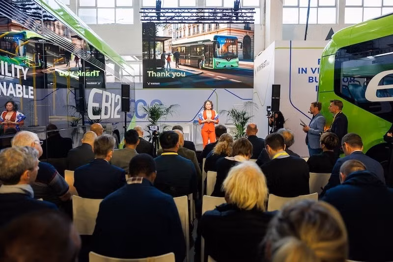 glo-xe-buyt-dien-3.jpg