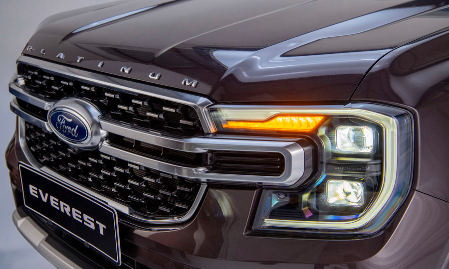 Ford Everest Platinum có nhiều điểm nhận diện khác biệt. Ảnh: ST Ford Everest Platinum có nhiều điểm nhận diện khác biệt. Ảnh: ST