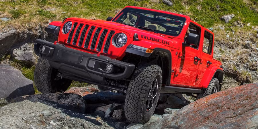 Jeep Wrangler vượt mọi địa hình. Ảnh: ST