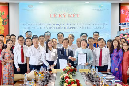 Ngân hàng Nhà nước chi nhánh Khu vực 11 và Hội Liên hiệp Phụ nữ tỉnh Gia Lai ký kết chương trình phối hợp 
