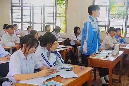 Gia Lai: Tiếp sức học sinh vùng khó trước kỳ thi tốt nghiệp THPT.