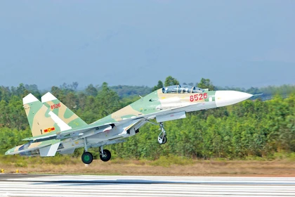 Cao hơn bầu trời là Tổ quốc