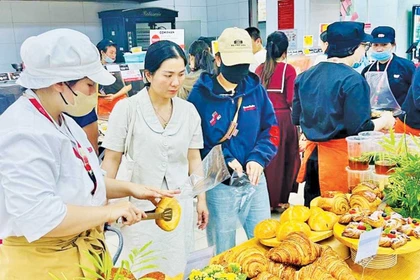 Chủ động dự trữ hàng hóa phục vụ Tết