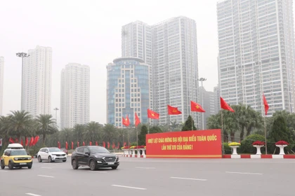 Hà Nội rực rỡ cờ hoa hướng về Đại hội XIV của Đảng