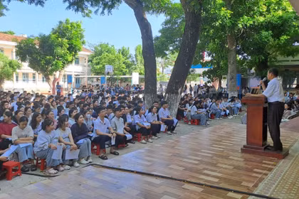 Lựa chọn môn học lớp 10: Cân nhắc tổ hợp phù hợp với định hướng