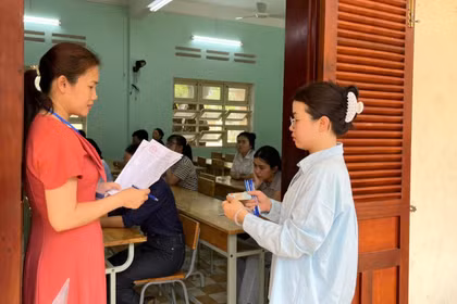 366 thí sinh tham gia vòng 2 tuyển dụng viên chức ngành y tế Gia Lai.